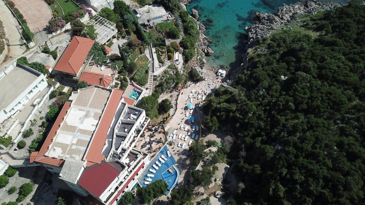 Novalic Hotel Добра-Вода Экстерьер фото
